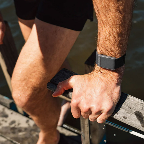 Ремешок для фитнес - браслета Whoop 4.0 HydroKnit Band (Storm Grey) в Сургуте