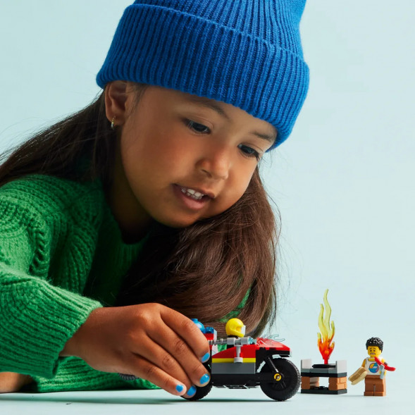 Конструктор LEGO City 60410 Пожарно-спасательный мотоцикл в Сургуте