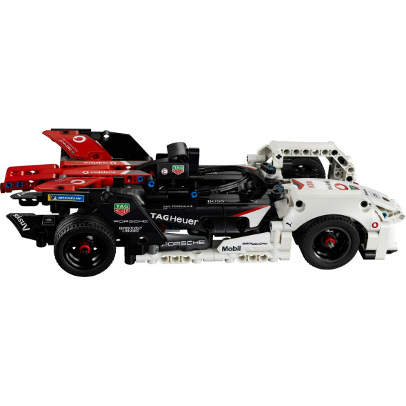 Конструктор LEGO Technic 42137 Formula E Porsche 99X Electric в Сургуте