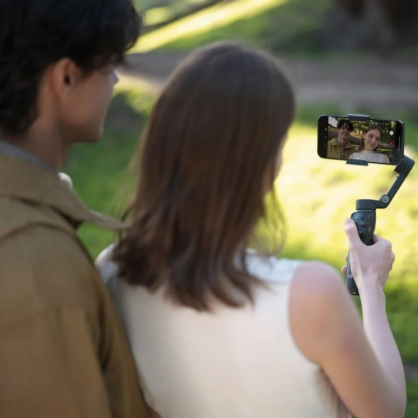 Электрический стабилизатор DJI Osmo Mobile 8 в Сургуте