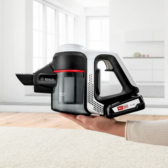 Вертикальный пылесос Bosch Unlimited Series 6 (BCS61113) в Сургуте