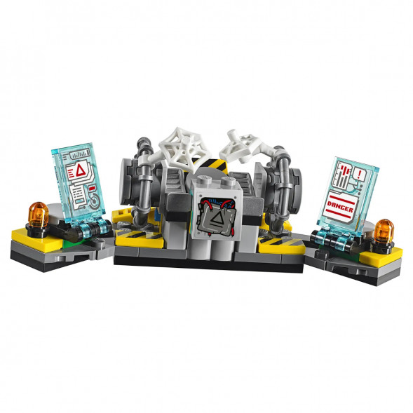 Конструктор LEGO Super Heroes 76113 Спасательная операция на мотоциклах в Сургуте