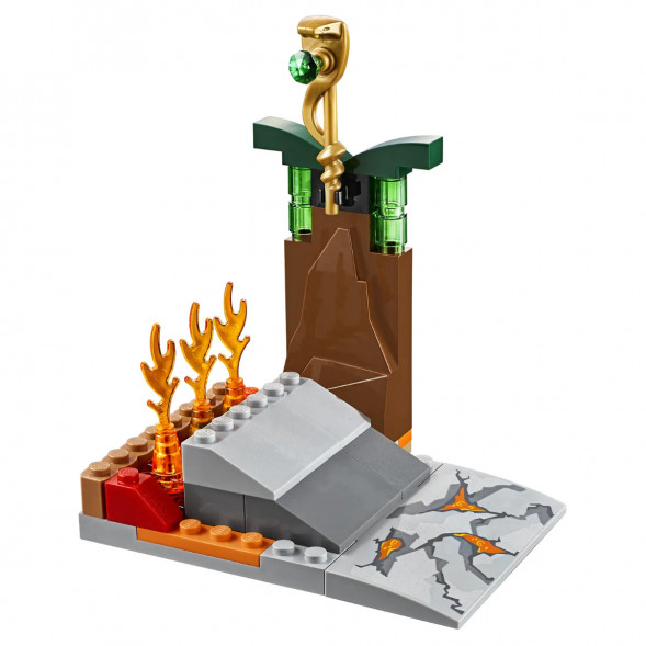 Конструктор LEGO Juniors 10722 Схватка со змеями в Сургуте