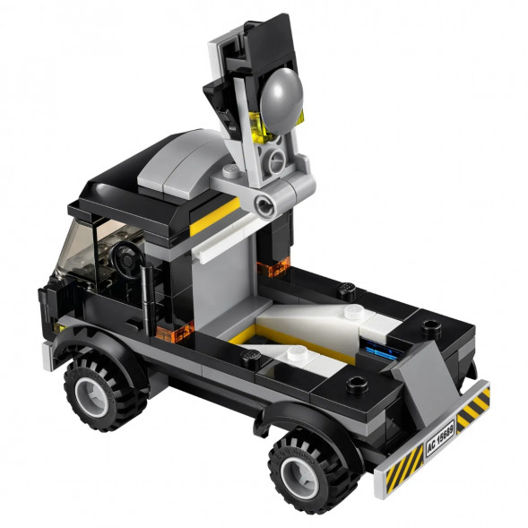 Конструктор LEGO Super Heroes 76032 Погоня на Квинджете Мстителей в Сургуте