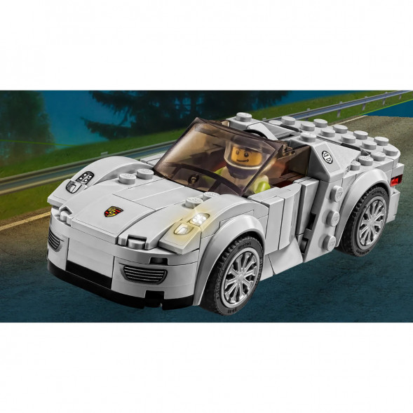 Конструктор LEGO Speed Champions 75910 Porsche 918 Spyde в Сургуте