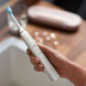 Электрическая зубная щетка Philips Sonicare 9000 Diamond Clean, белый в Сургуте