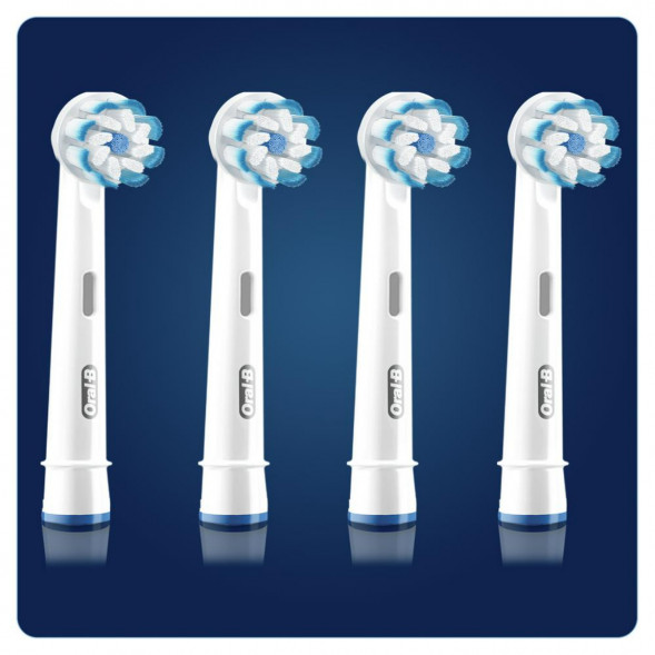 Насадки на зубные щетки Oral-B Sensitive Clean, 4 шт. в Сургуте