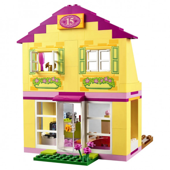 Конструктор LEGO Juniors 10686 Семейный домик в Сургуте