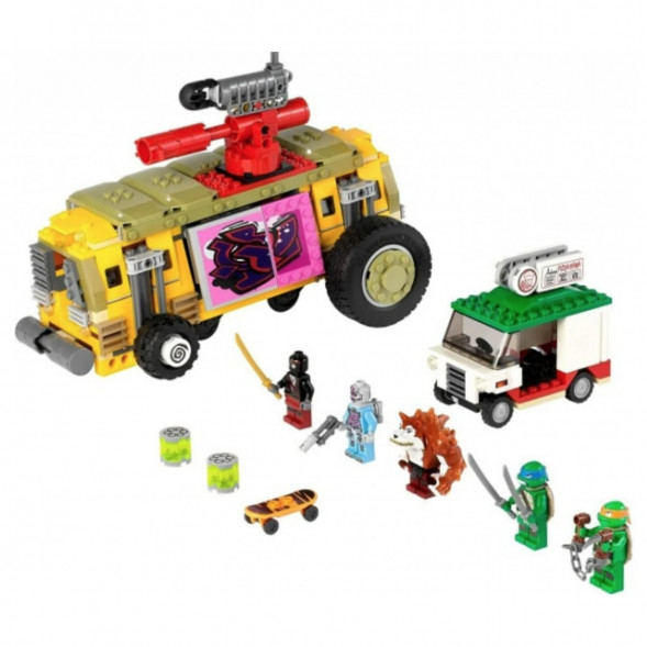 Конструктор Lego 79104 Teenage Mutant Ninja Turtles Погоня на панцирном танке в Сургуте